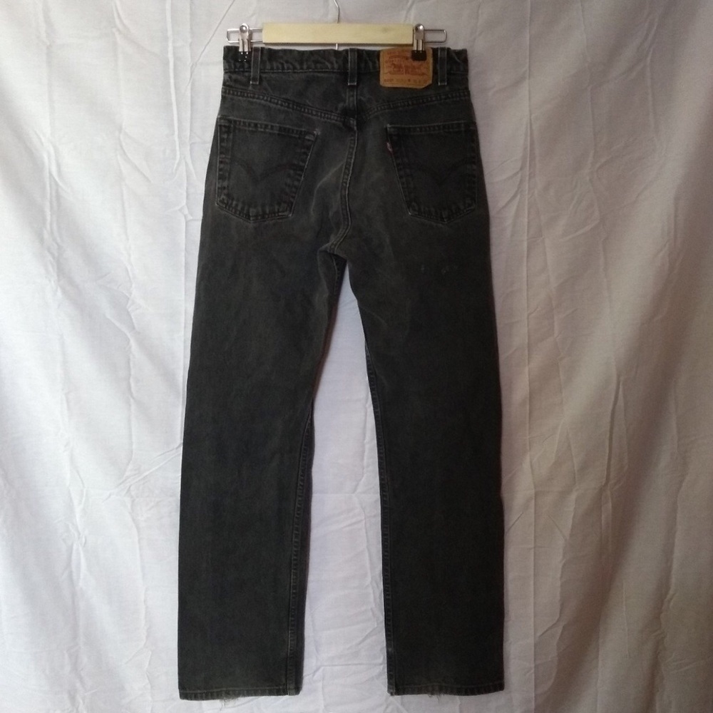 BLACK LEVIS HIGH WAISTED 505 MOM JEANS